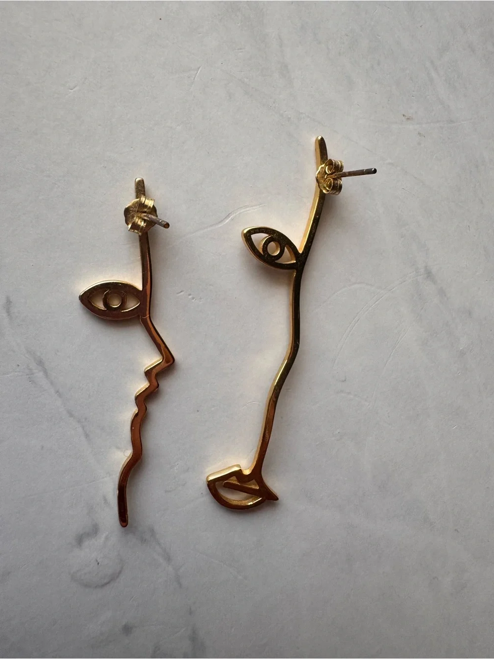 Gold Tone Abstract Face Outline Stud Earrings Metal Butterfly Back No Stone